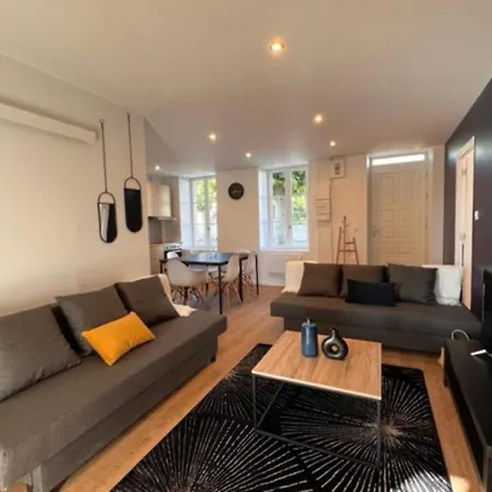 Le Modern Design Apartment *